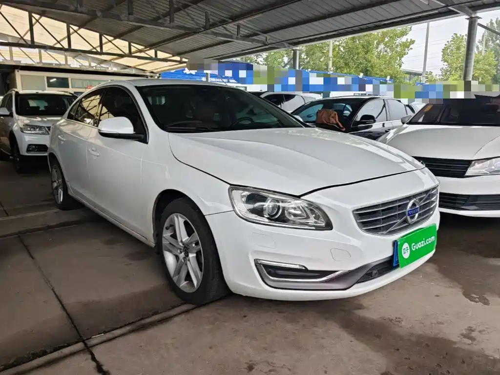 Volvo S60 — миниатюра 4