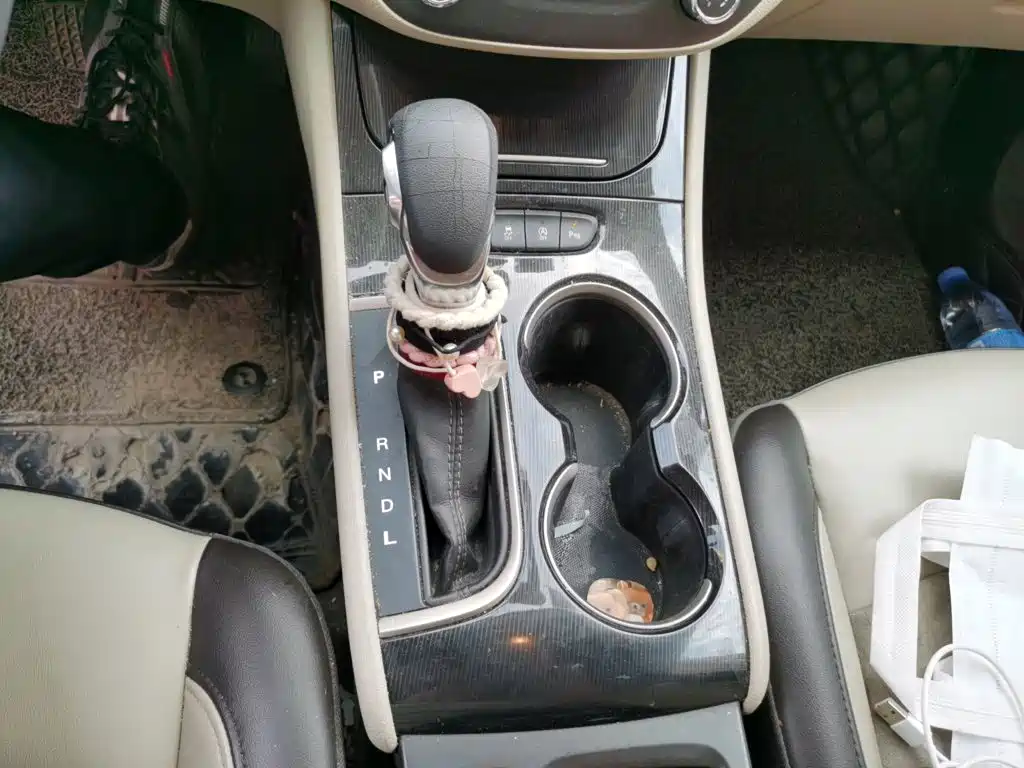 Buick Verano — миниатюра 10