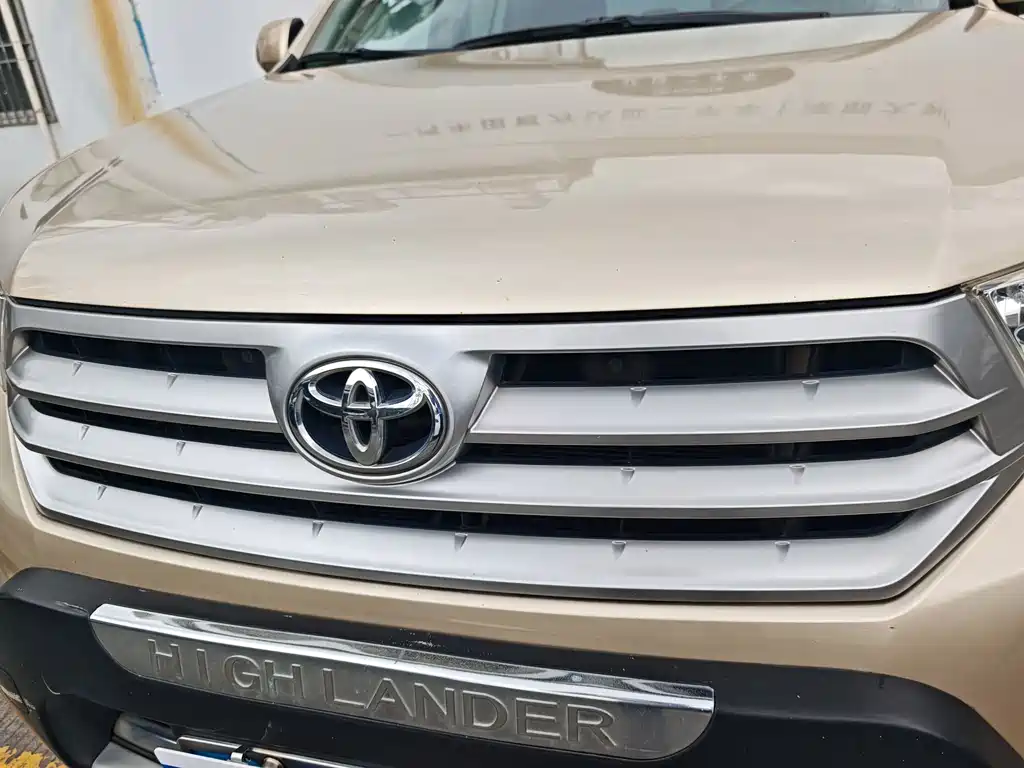 Toyota Highlander — миниатюра 7