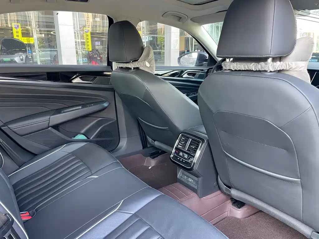 Volkswagen Passat — миниатюра 16