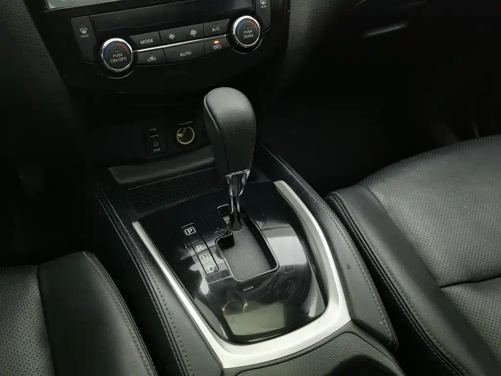 Nissan X-Trail — миниатюра 13