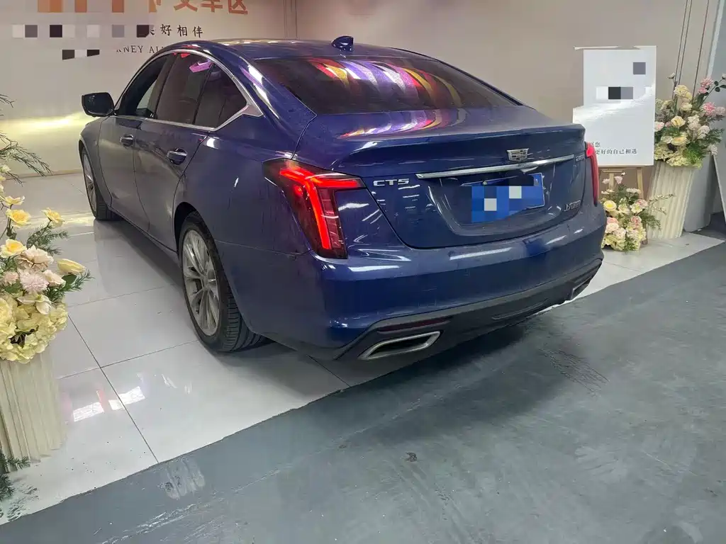 Cadillac CT5 — миниатюра 7
