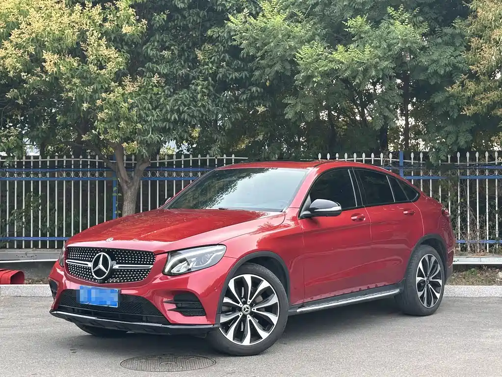 Mercedes-Benz GLC Coupe 2017 GLC 260 4MATIC Coupe SUV