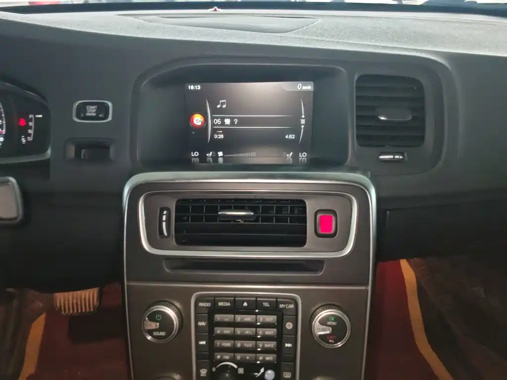 Volvo S60 — миниатюра 13