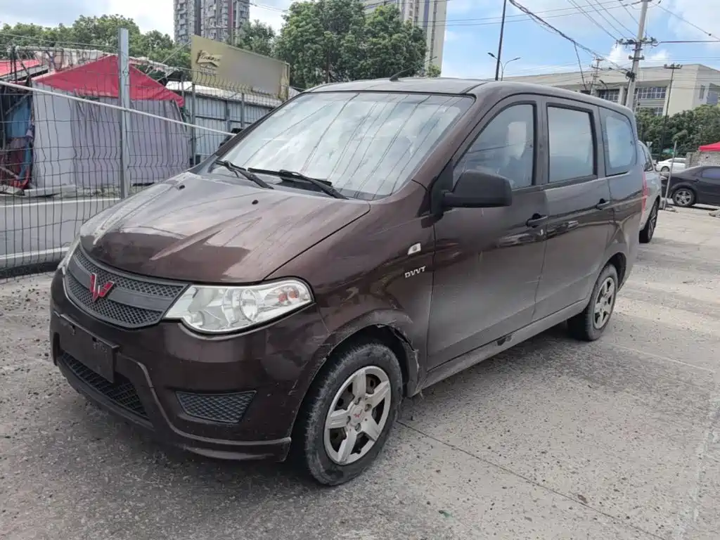 Wuling Hongguang — миниатюра 2