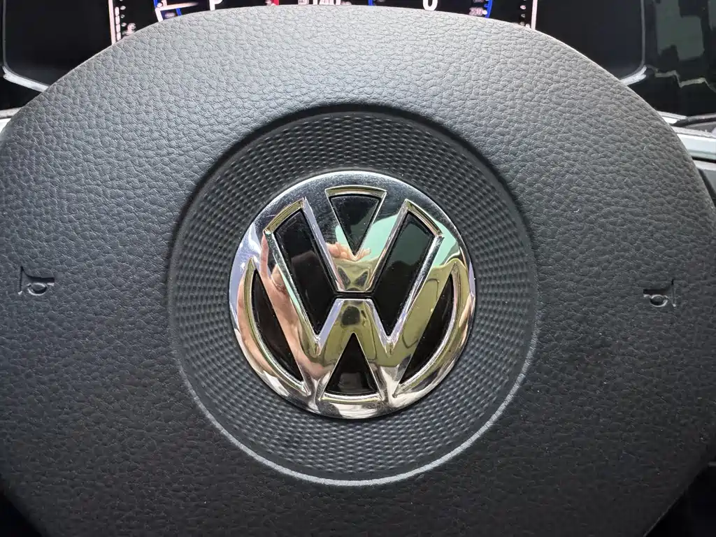 Volkswagen X — миниатюра 26