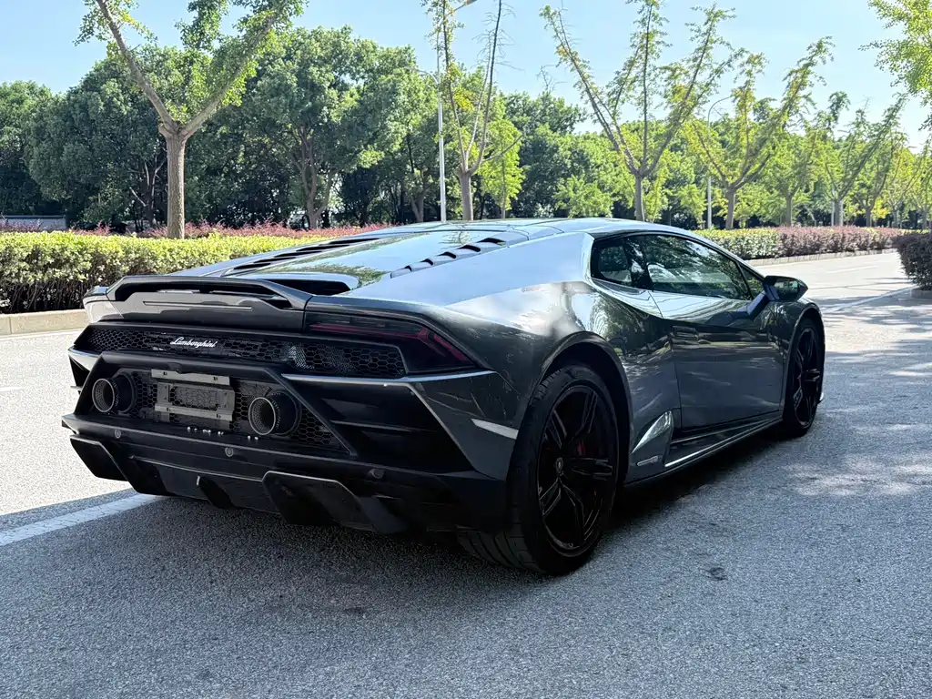 Lamborghini Huracán — миниатюра 5