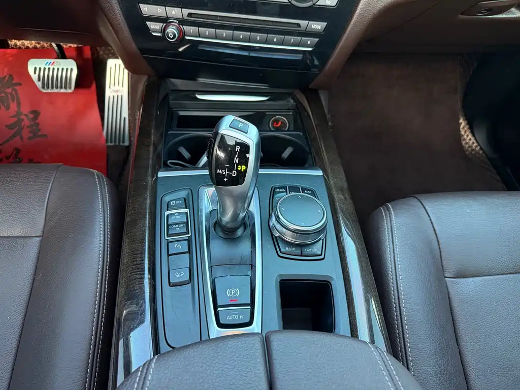 BMW X5 (Import) — миниатюра 12