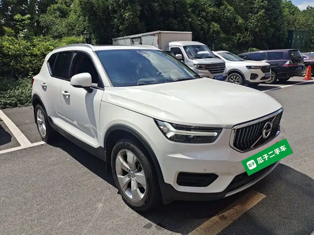 Volvo XC40 — миниатюра 4