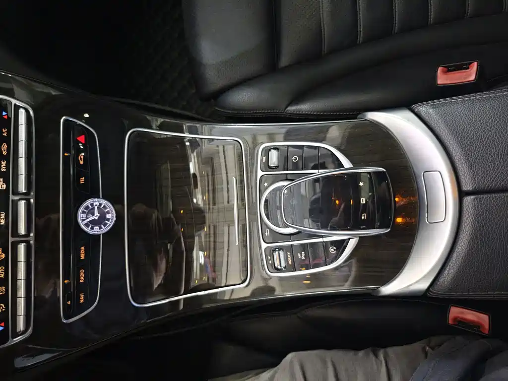 Mercedes-Benz C-Class — миниатюра 15