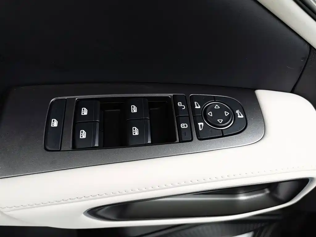 BYD Yuan UP — миниатюра 9
