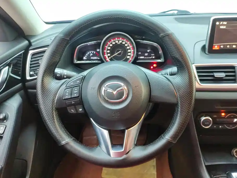 Mazda 3 Axela — миниатюра 15