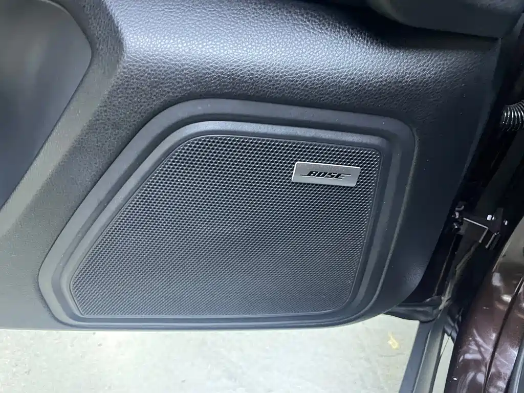 Porsche Macan — миниатюра 12