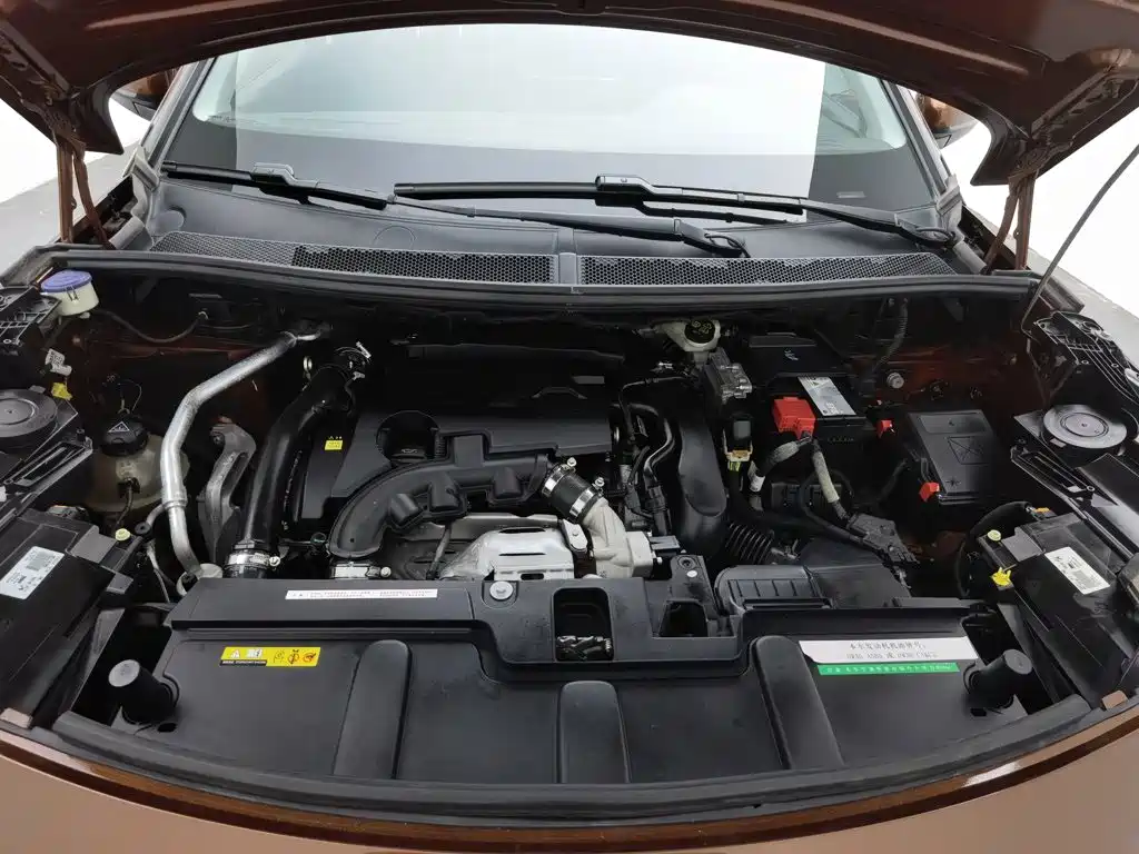 Peugeot 4008 — миниатюра 6