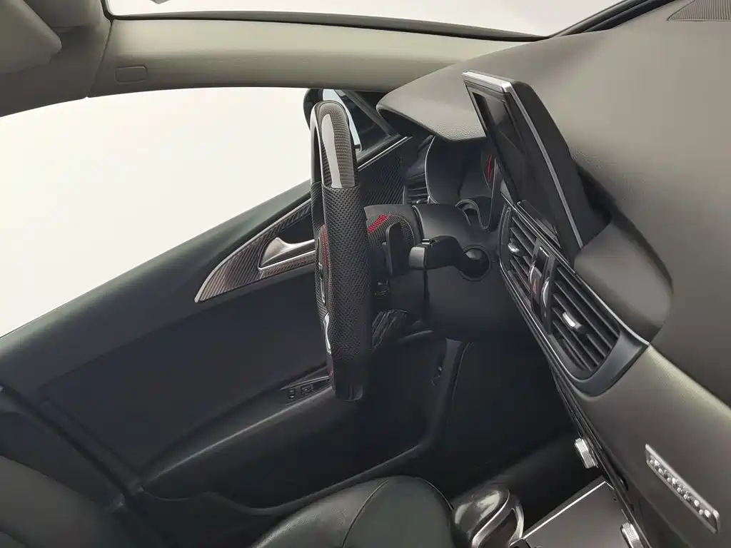 Audi A6L — миниатюра 22