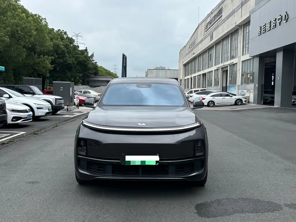 Li Auto L8 2023 Pro