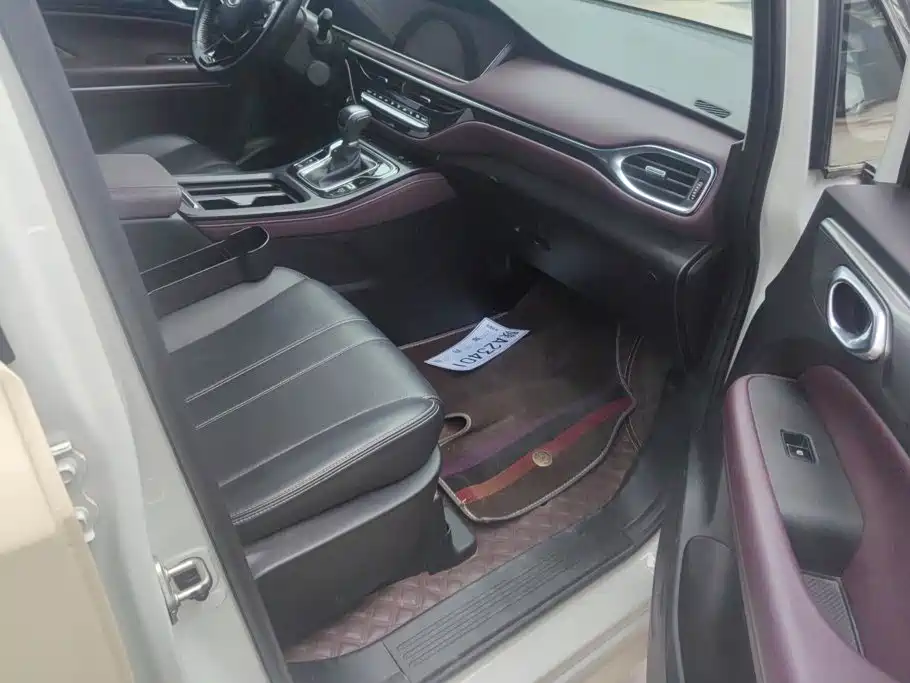 GAC Motor Trumpchi M6 — миниатюра 8