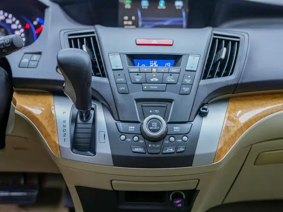 Honda Odyssey — миниатюра 10