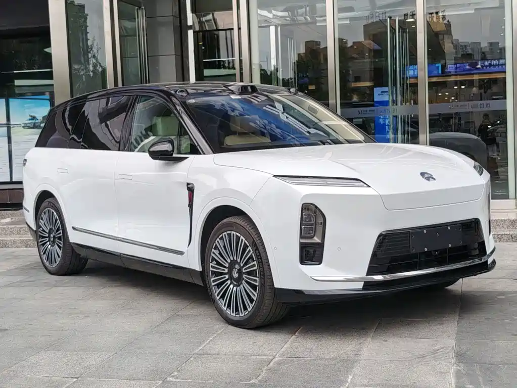 NIO ES8 — миниатюра 3