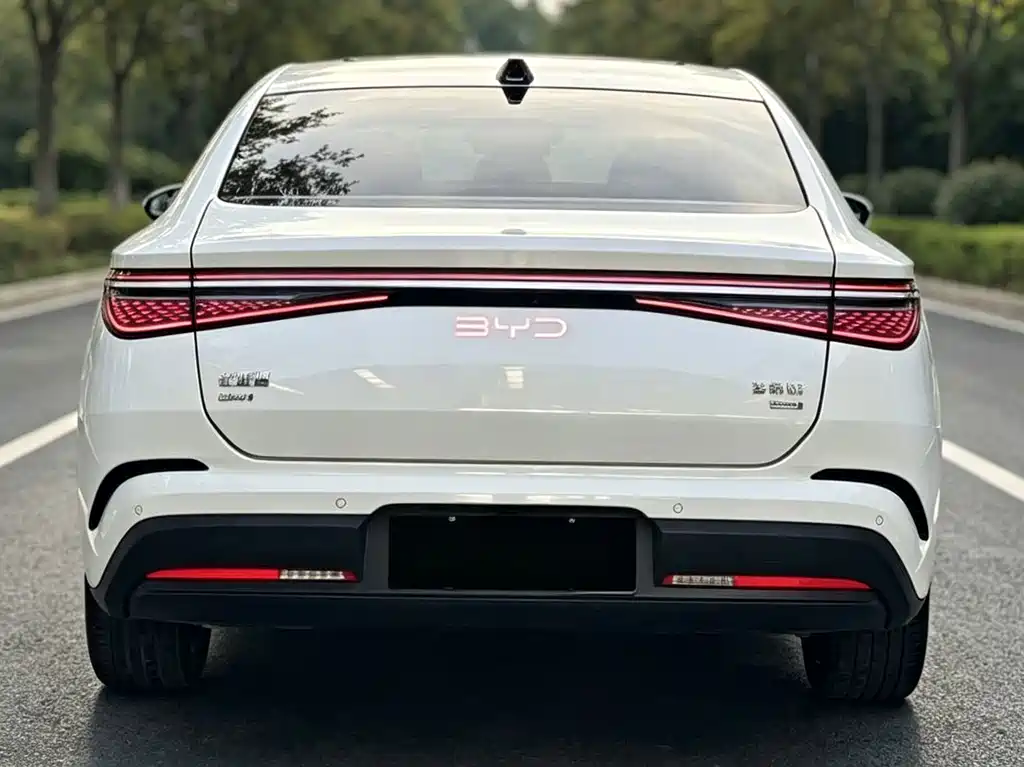 BYD Seal 07 DM-i — миниатюра 5