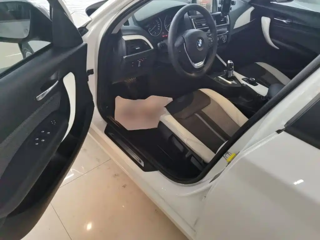BMW 1 Series (Import) — миниатюра 16