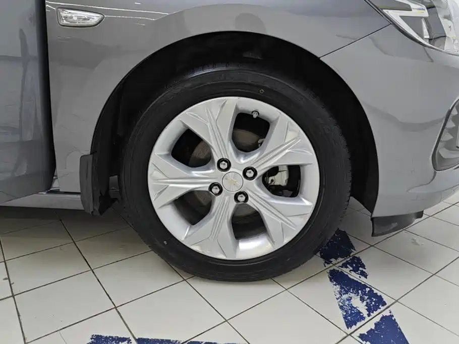 Chevrolet Cavalier — миниатюра 6