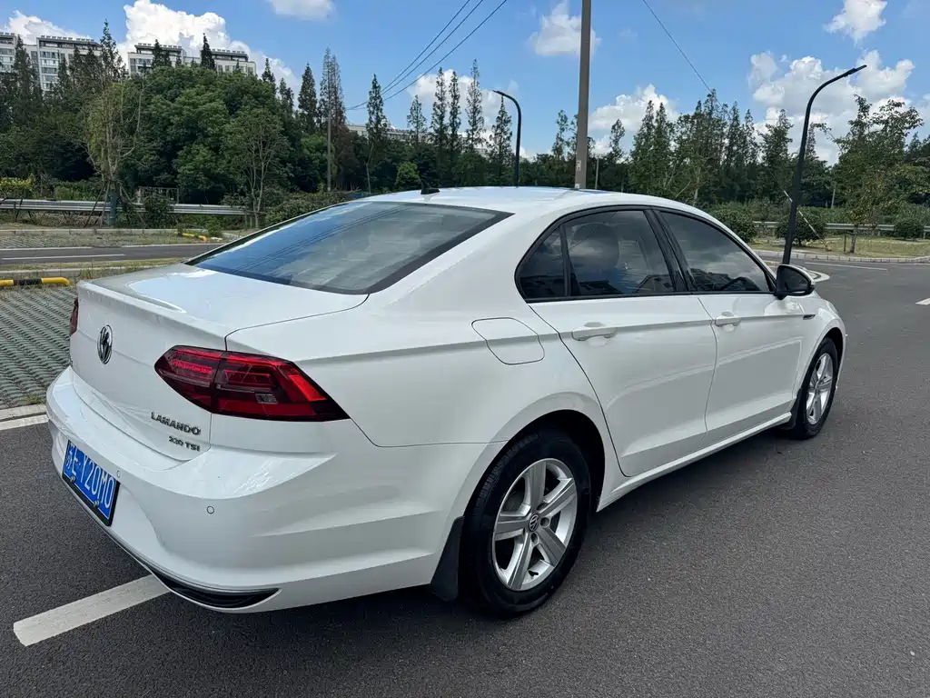 Volkswagen Lamando — миниатюра 5