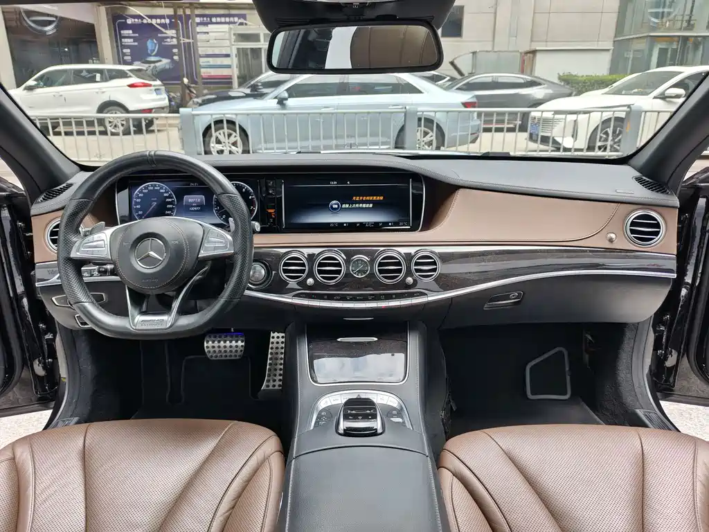 Mercedes-Benz S-Class — миниатюра 8