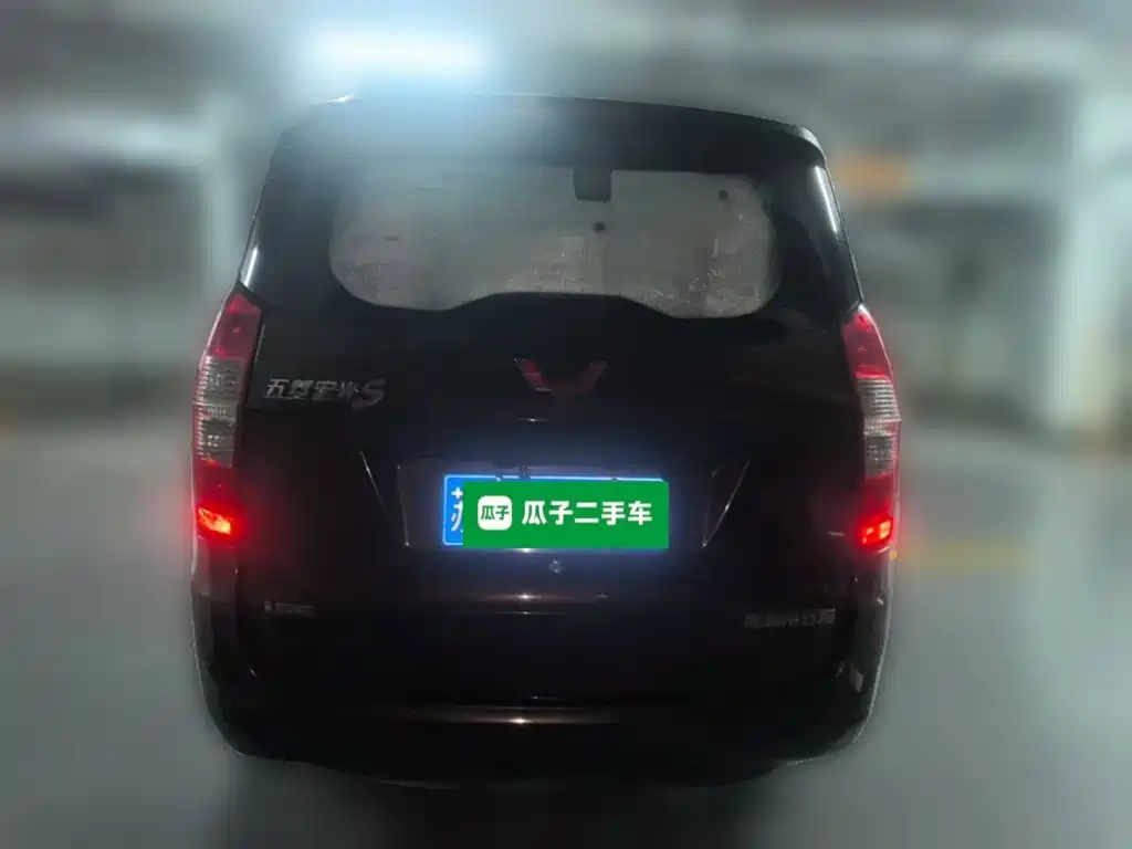 Wuling Hongguang — миниатюра 5