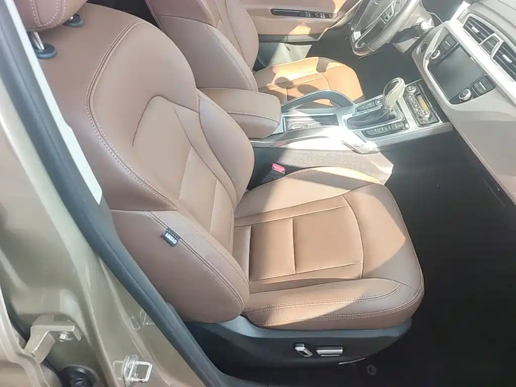 Geely Boyue — миниатюра 25