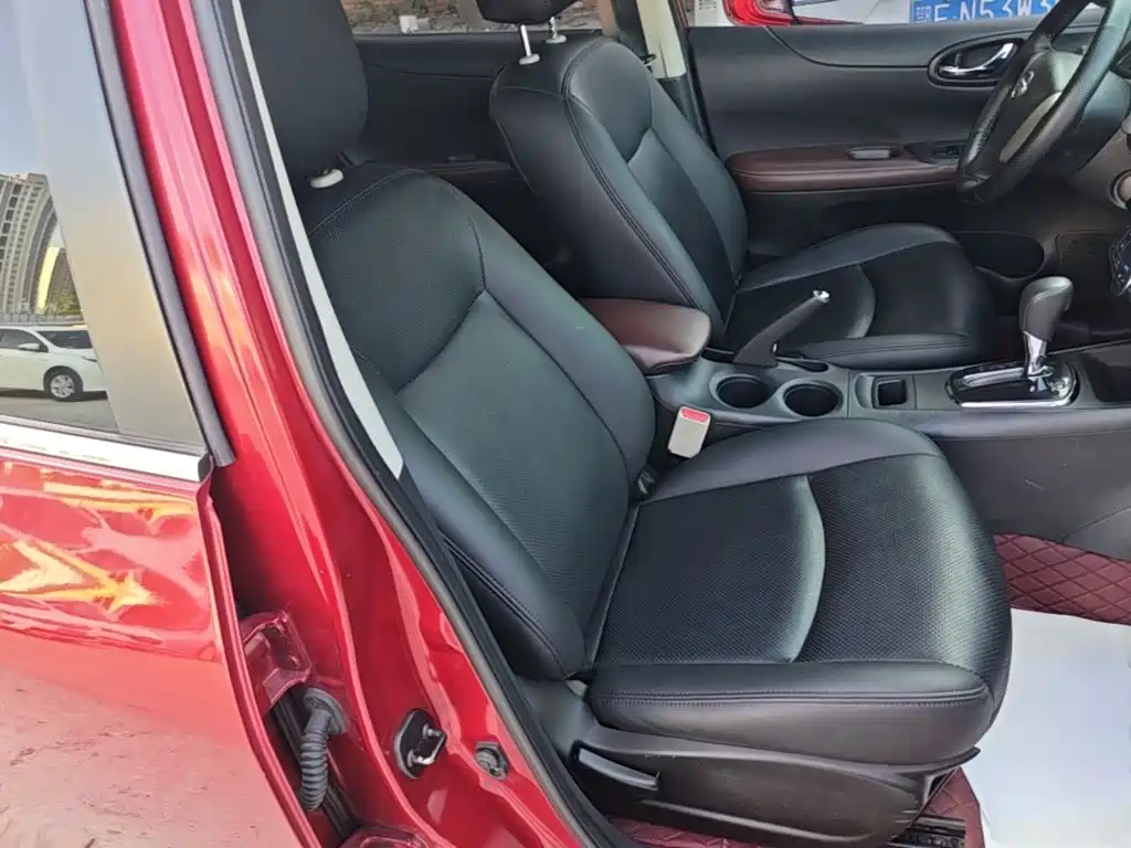 Nissan Tiida — миниатюра 25