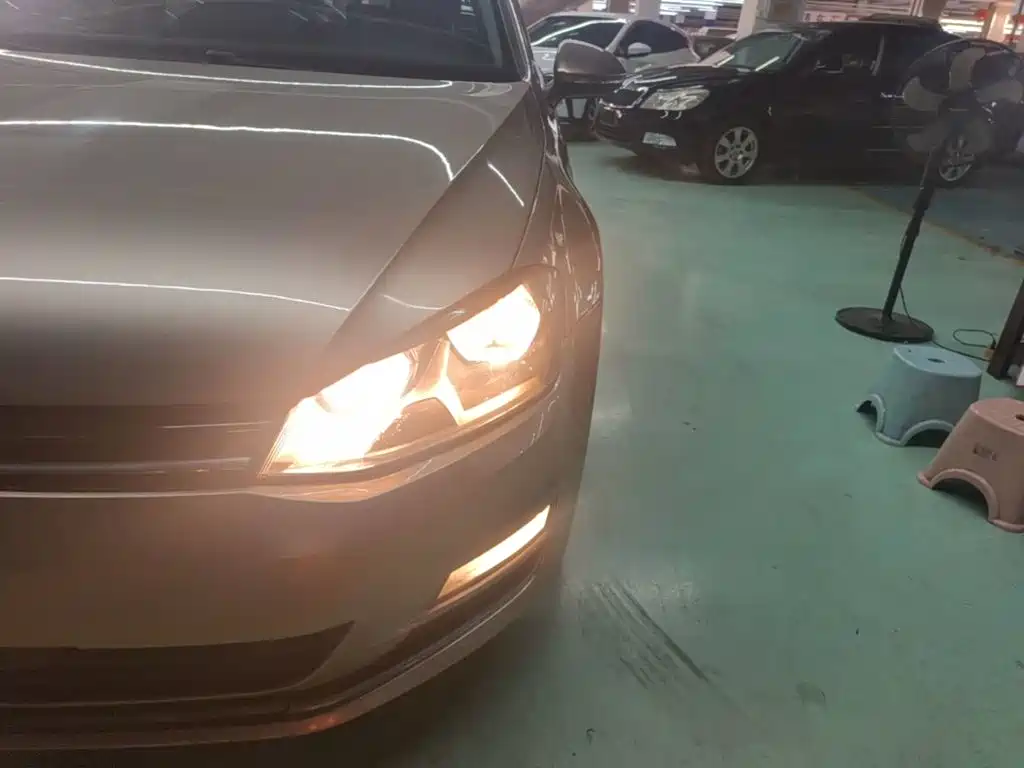 Volkswagen Golf — миниатюра 24