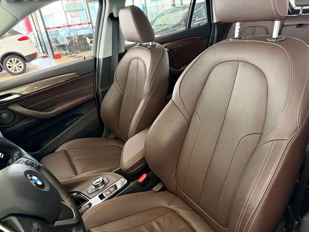 BMW X1 — миниатюра 14