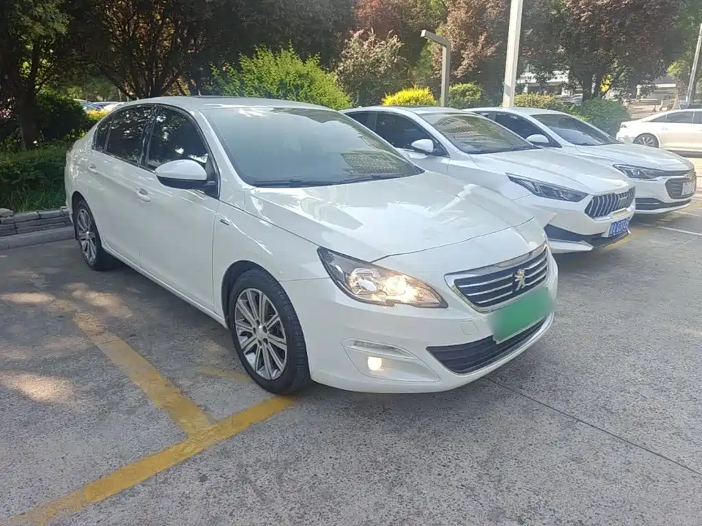 Peugeot 408 — миниатюра 4