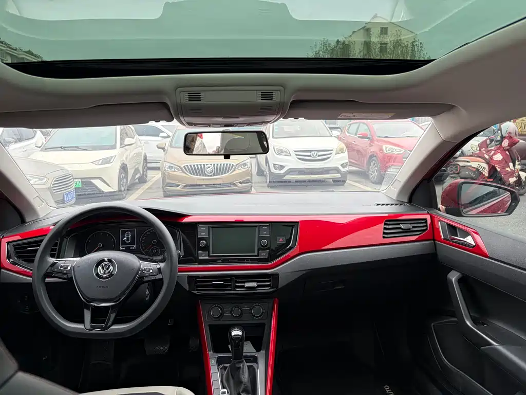 Volkswagen Polo 2019 Plus 1.5L AT
