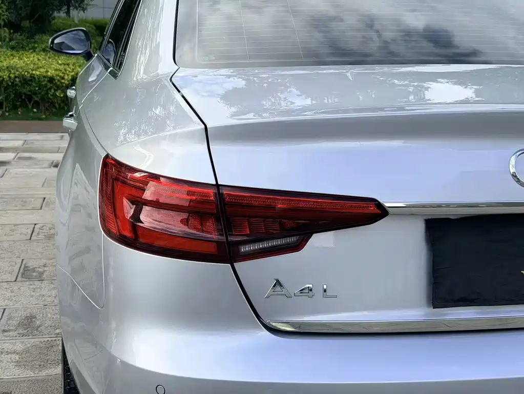 Audi A4L — миниатюра 15
