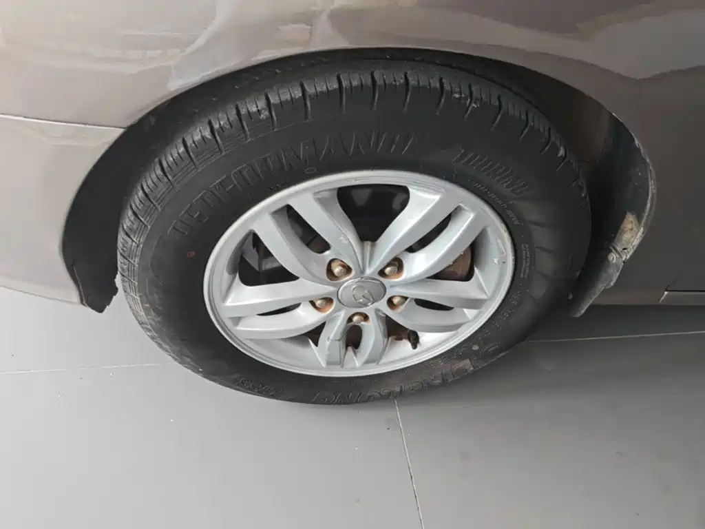 Hyundai Elantra — миниатюра 23