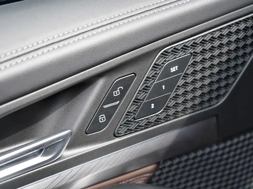 BMW X1 — миниатюра 19
