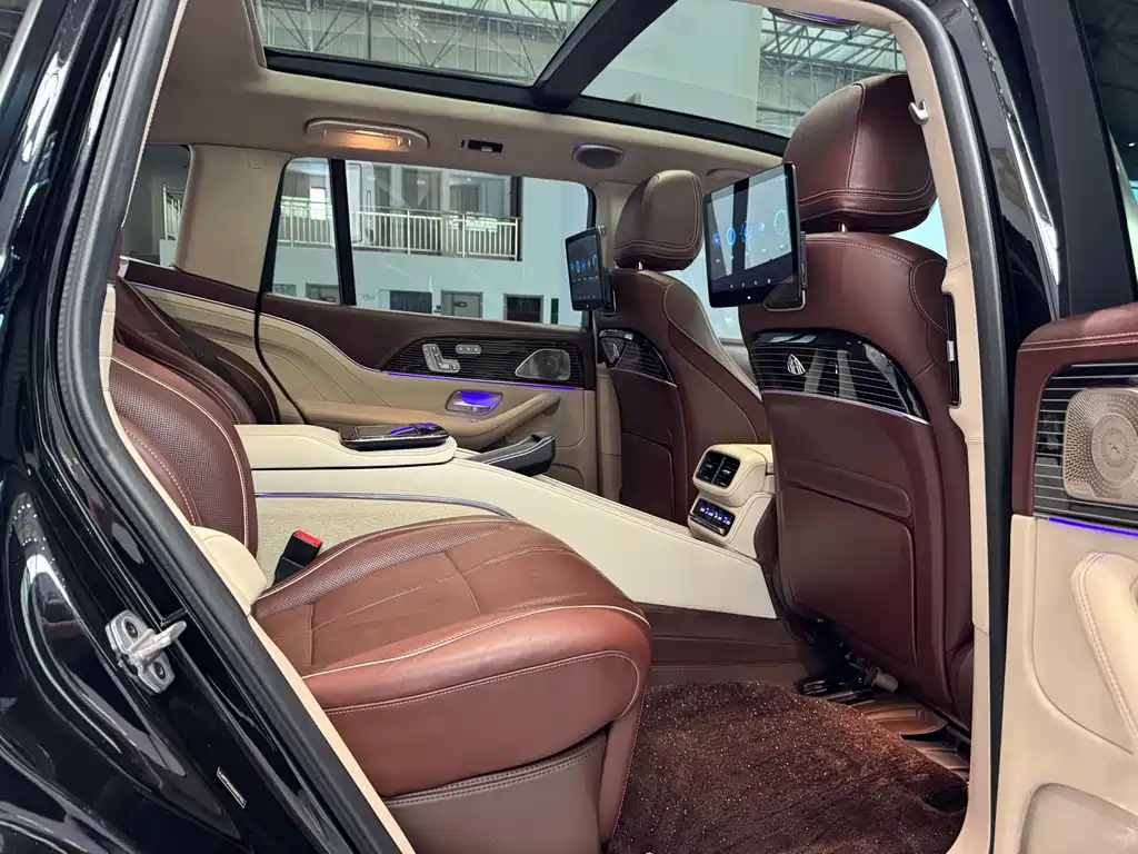 Mercedes-Benz GLS — миниатюра 26
