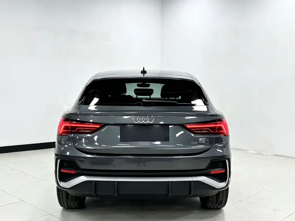 Audi Q3 Sportback — миниатюра 6
