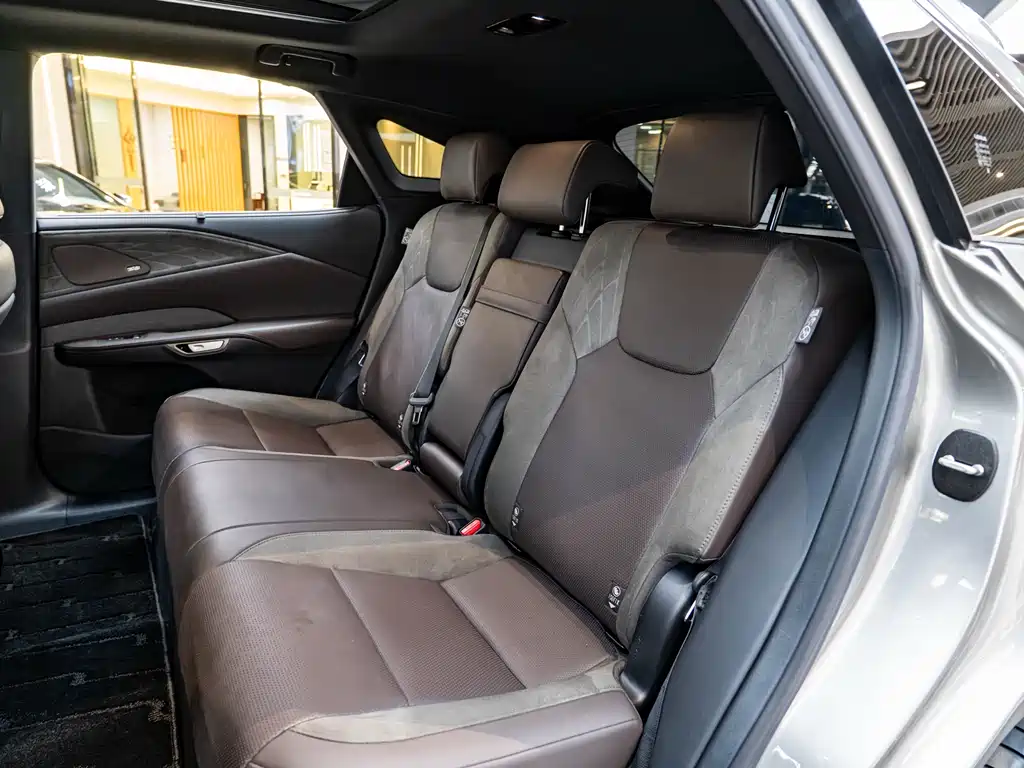 Lexus RX New Energy — миниатюра 12