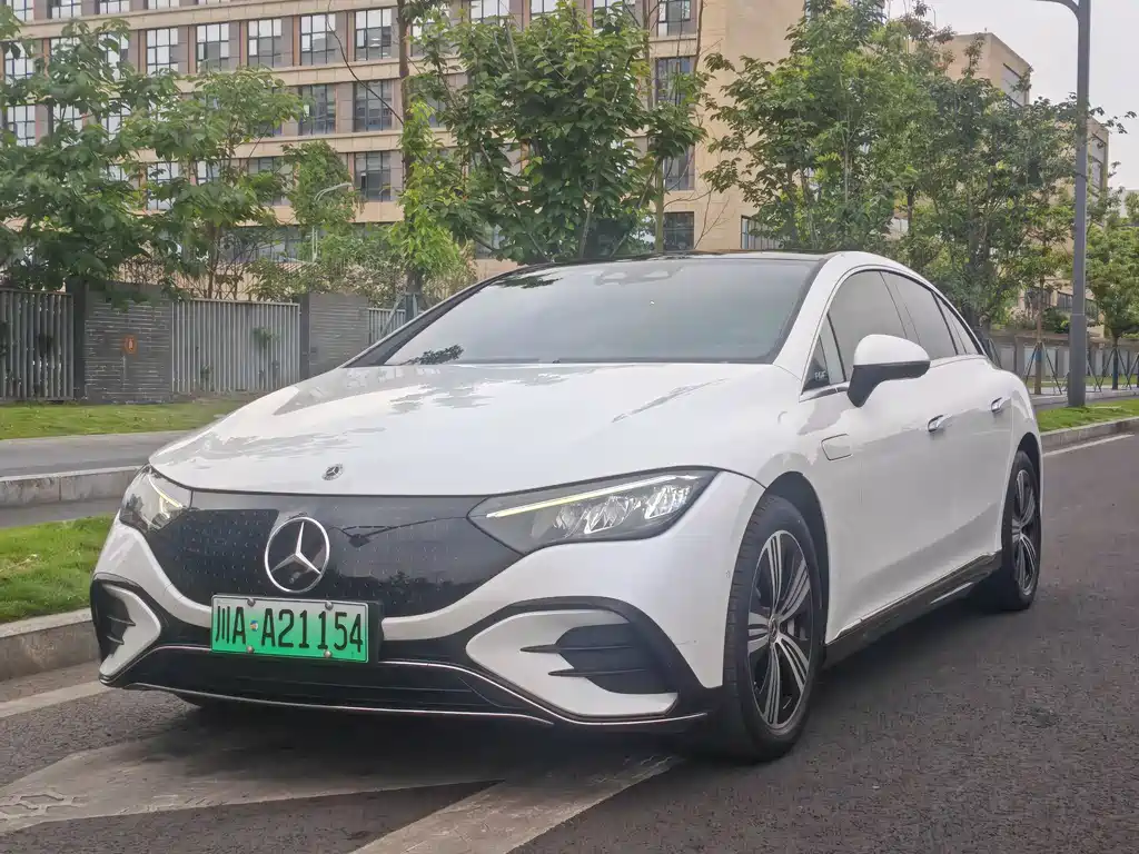 Mercedes-Benz EQE 2023