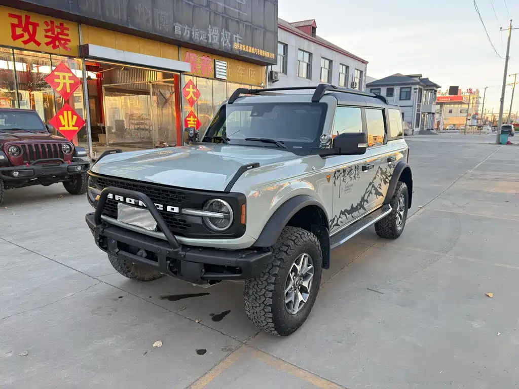 Ford Bronco