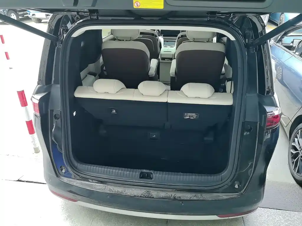 BYD Xia — миниатюра 19