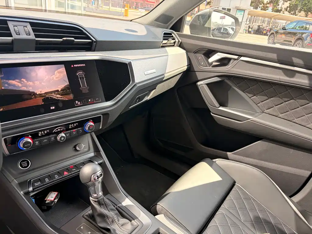 Audi Q3 — миниатюра 8