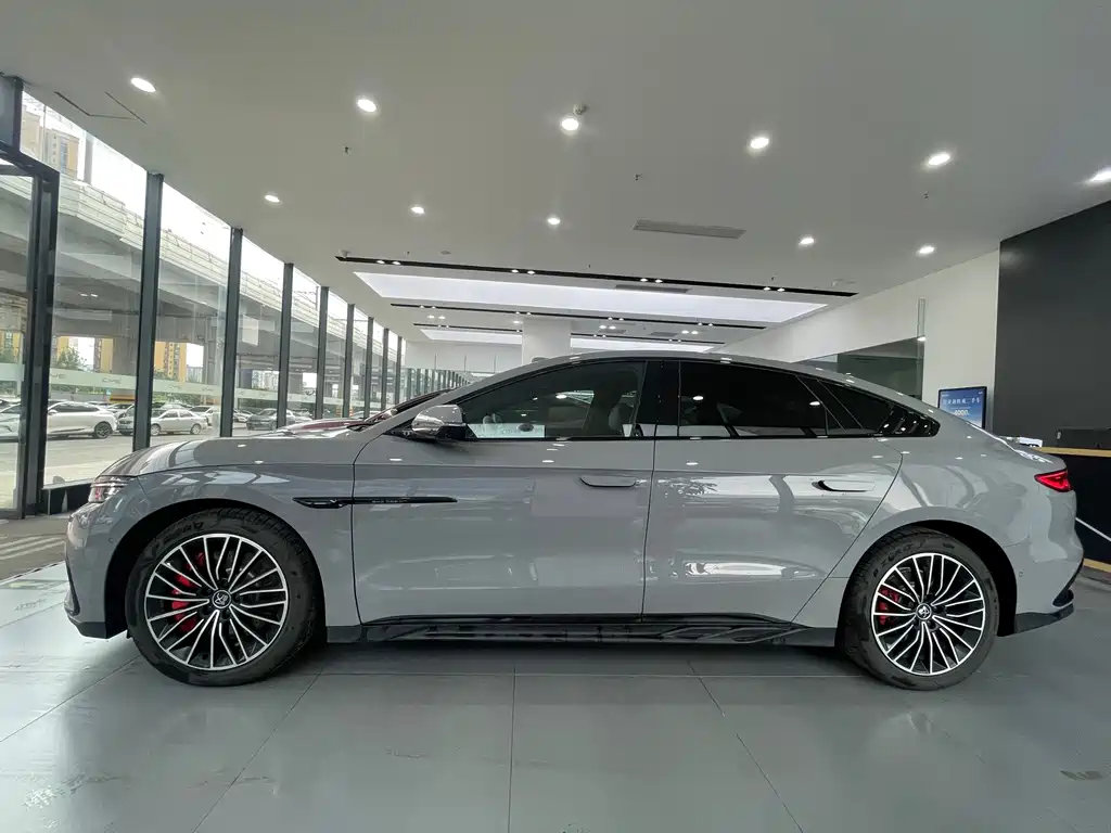 BYD Han — миниатюра 4