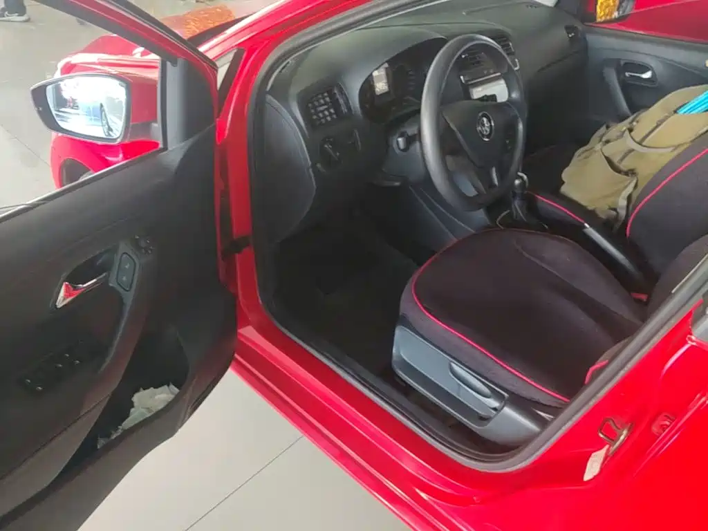 Volkswagen Polo — миниатюра 16