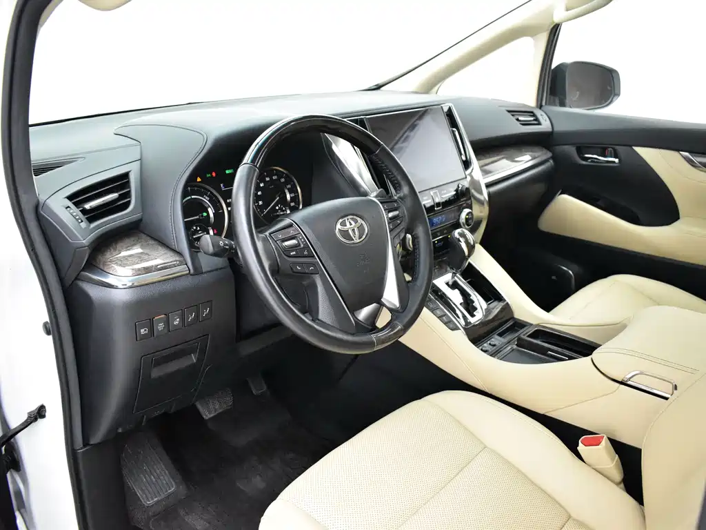 Toyota Vellfire — миниатюра 6