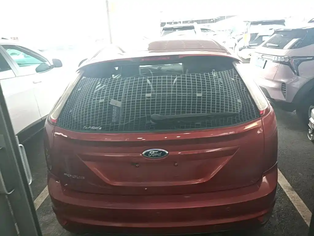 Ford Focus — миниатюра 6