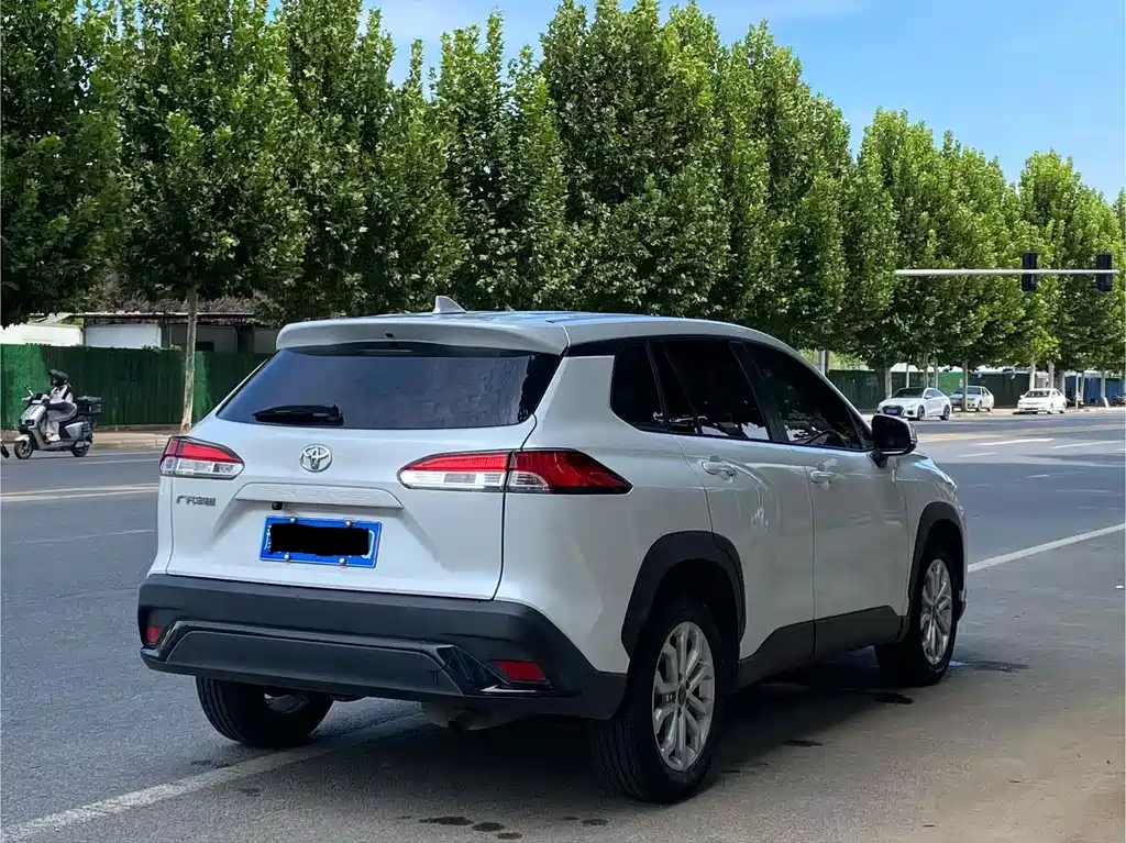 Toyota Frontlander — миниатюра 4